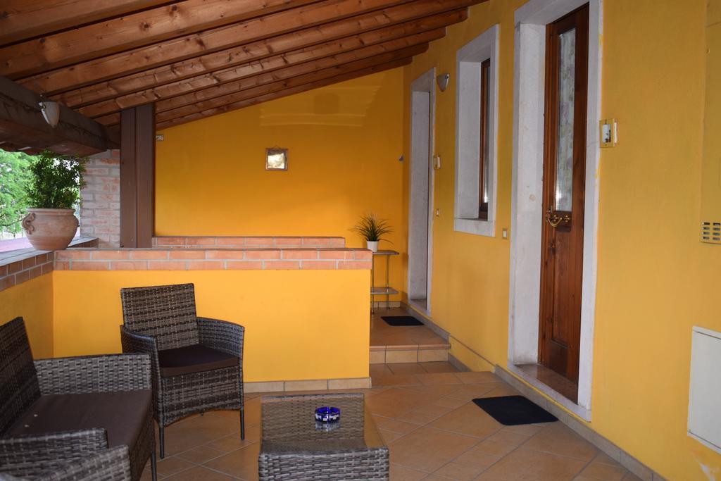 Agriturismo Fior Di Pesco Hotel Sommacampagna Exterior foto
