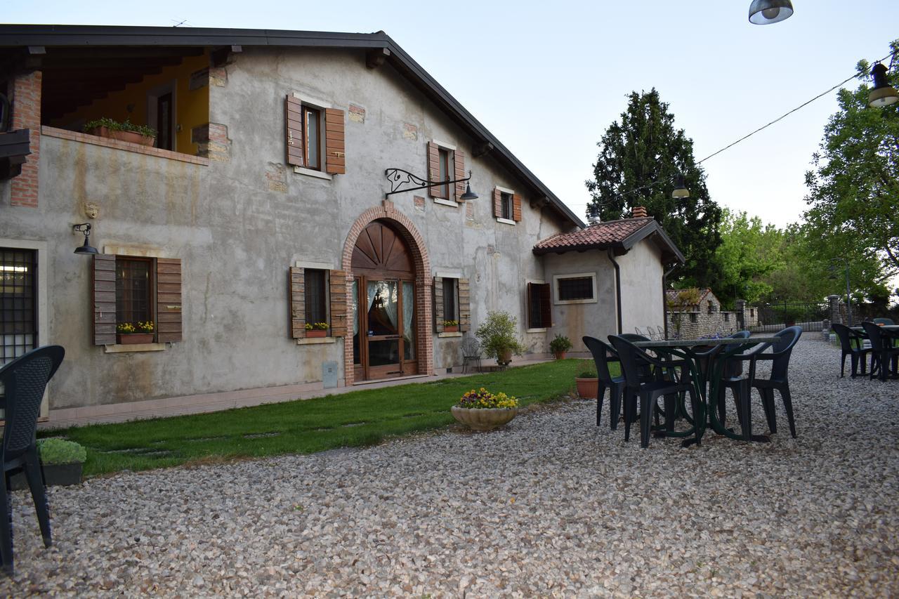 Agriturismo Fior Di Pesco Hotel Sommacampagna Exterior foto